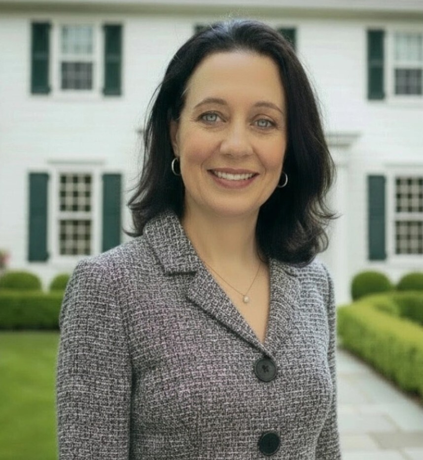 CT 2rEAL eSTATE Concierge -Carolyn Thompson Broker Real Estate Search and Sale LLC Concierge